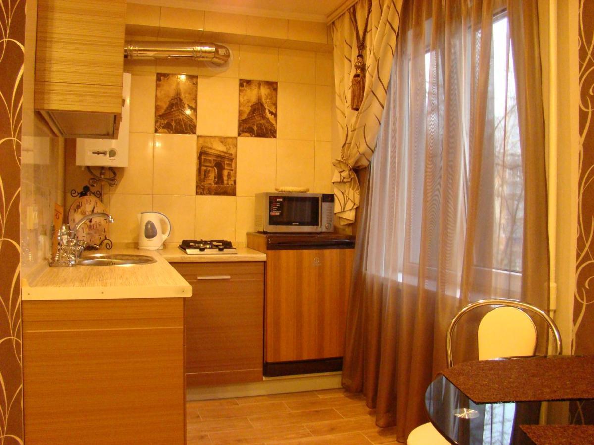 Kvartira-Studio Na Prospekte Aleksandra Polia "Parizh" Dnipro Ngoại thất bức ảnh